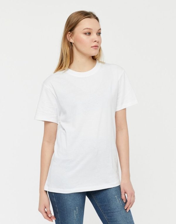 kadın pamuklu beyaz basic tişört